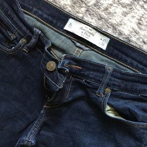 Abercrombie & Fitch Skinny Jeans. Brett Style